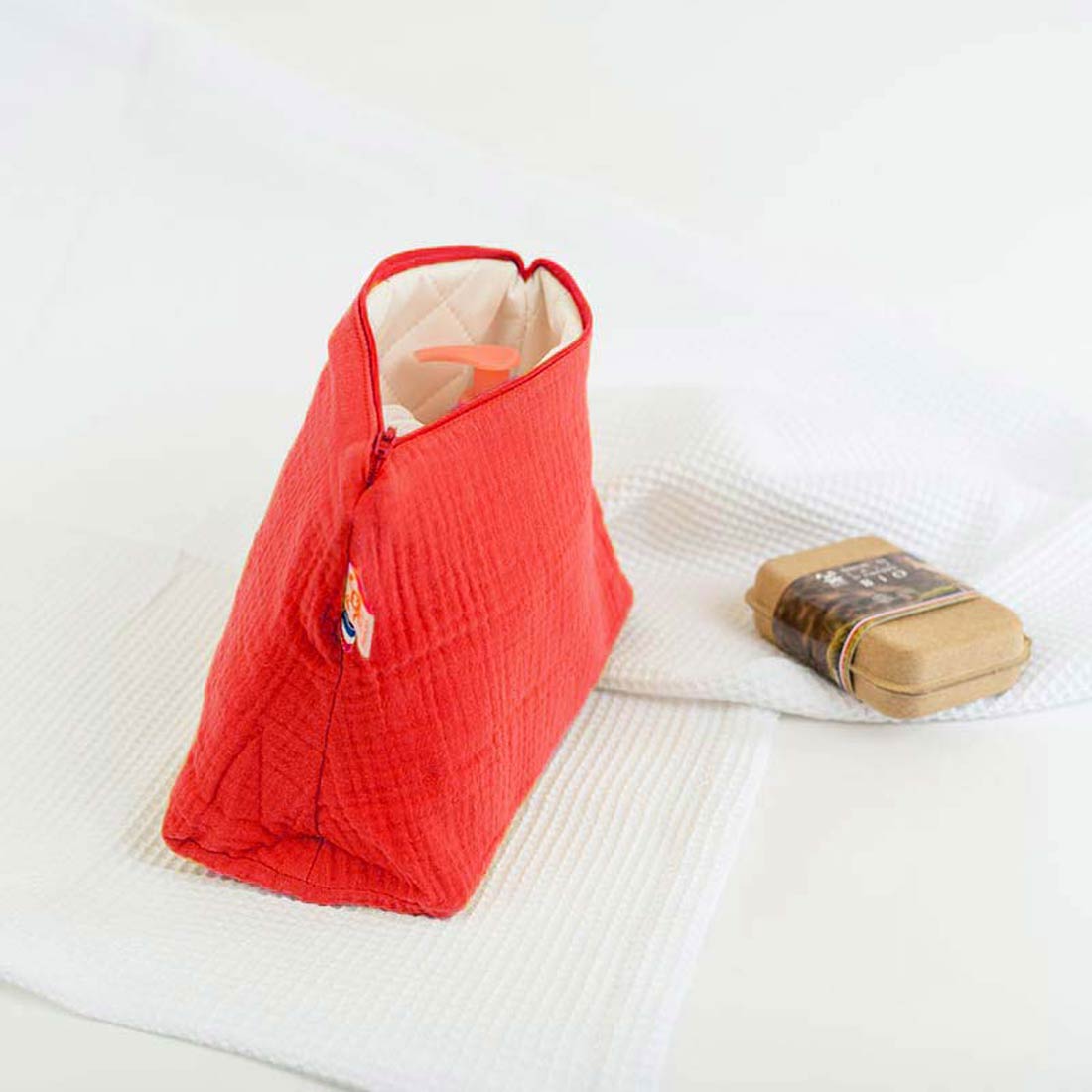 Trousse de Toilette en Coton Bio Fraise 5