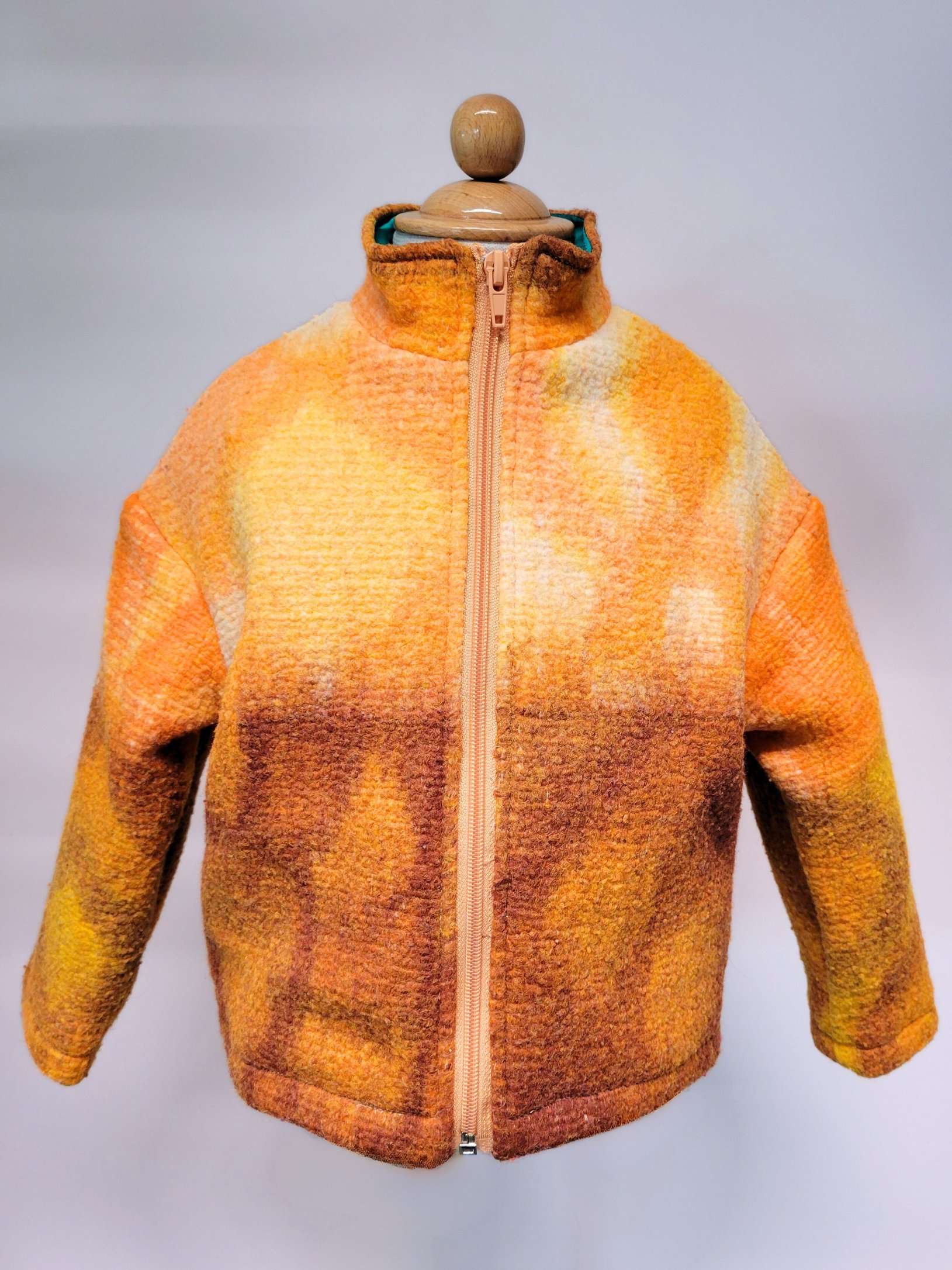 Veste_salamandre_upcycling_ethique_bebe_1