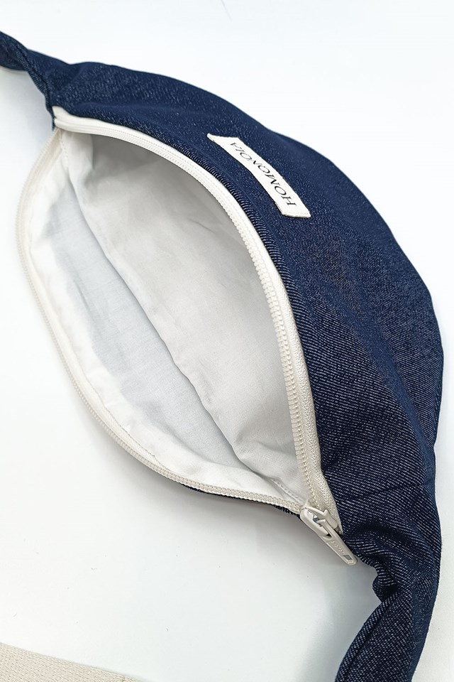 Banane en denim brut 5