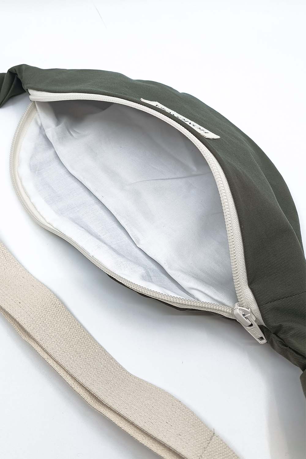 Banane en denim kaki 5