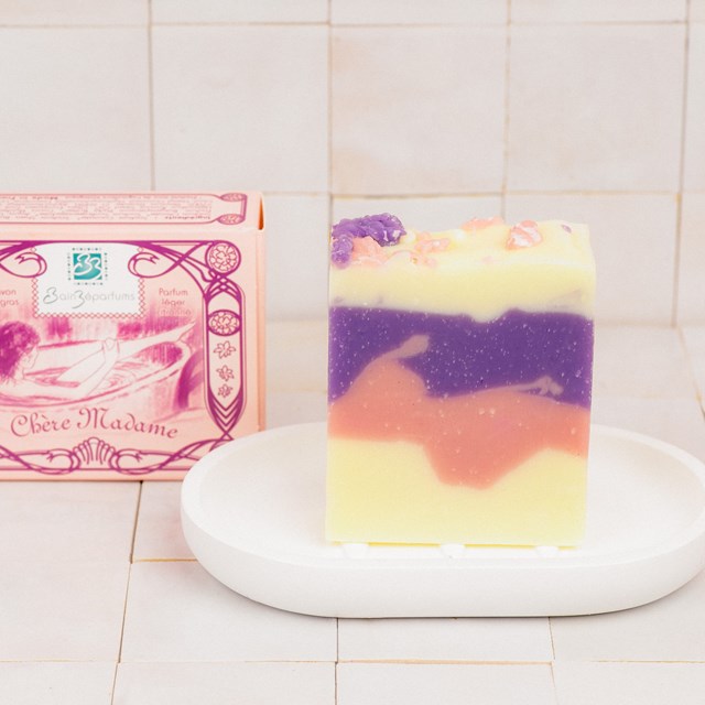 savon-solide-naturel-surgras-bainzeparfums