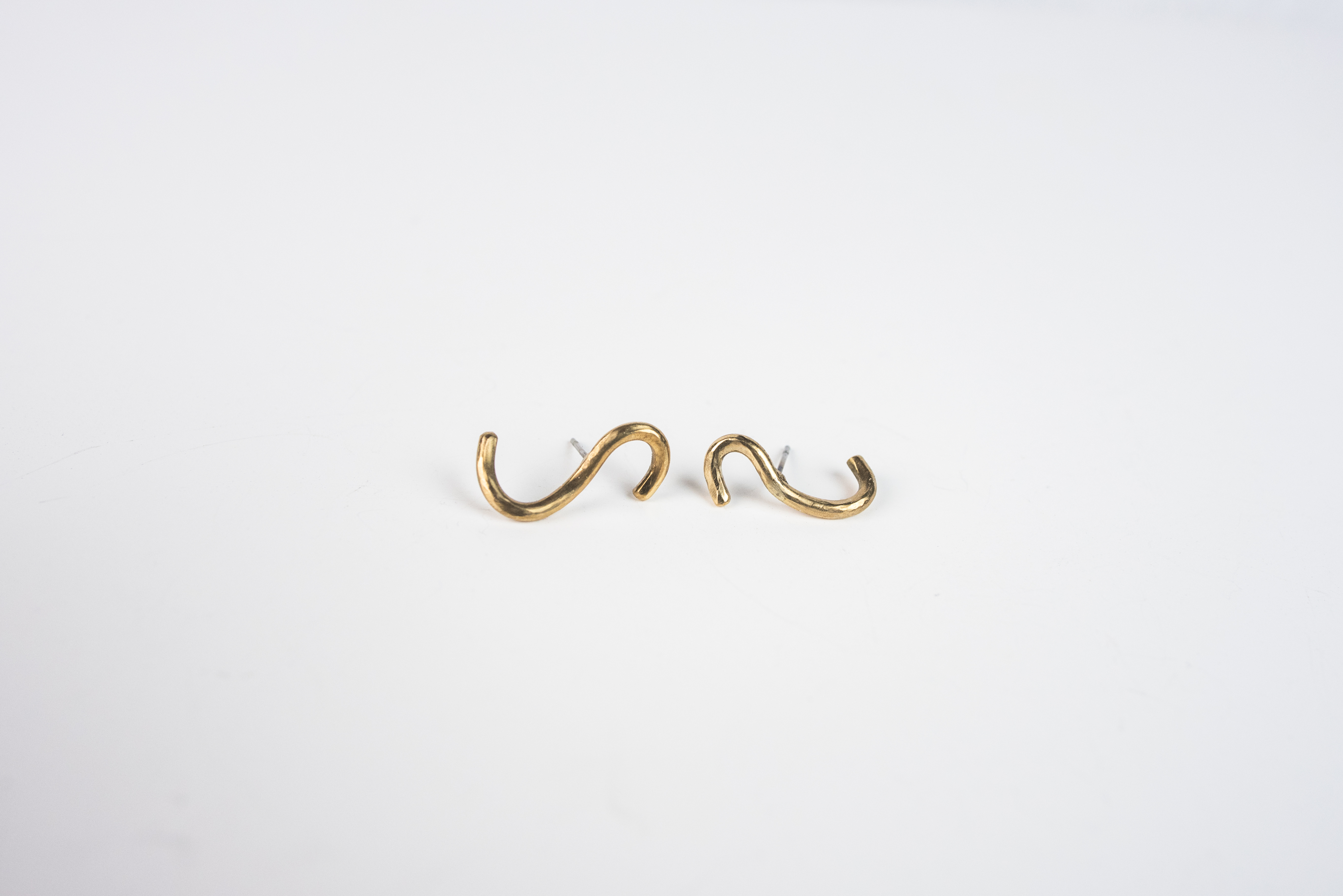 Boucles d'oreilles Puces Waves 4