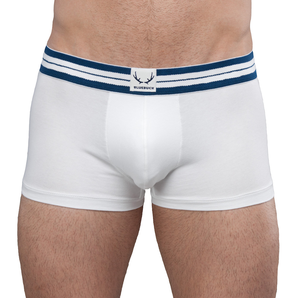 Shorty blanc - coutures blanches 2