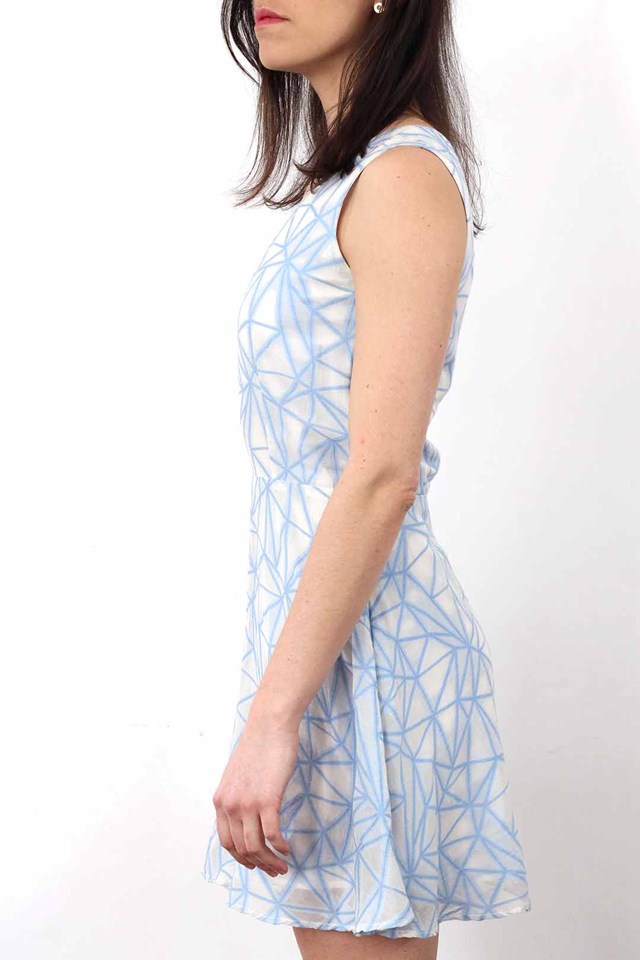Robe Nina patineuse bleue et blanche en soie et coton 3