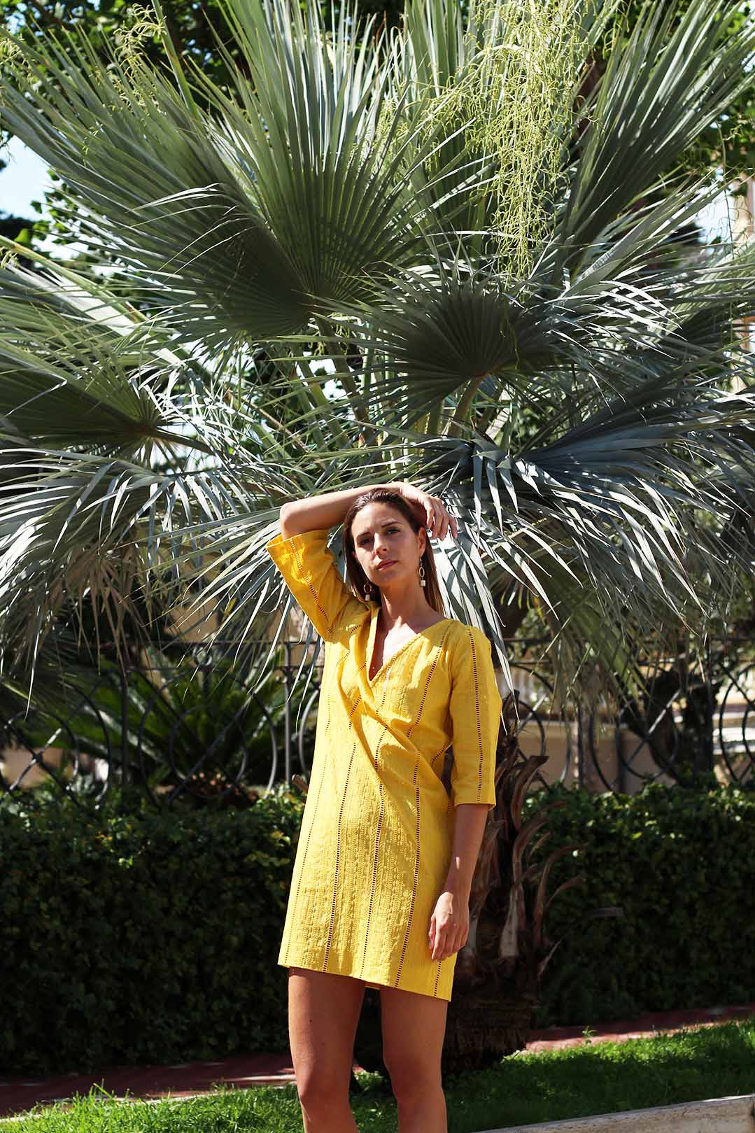 Robe Anais droite moutarde en coton ajouré  6