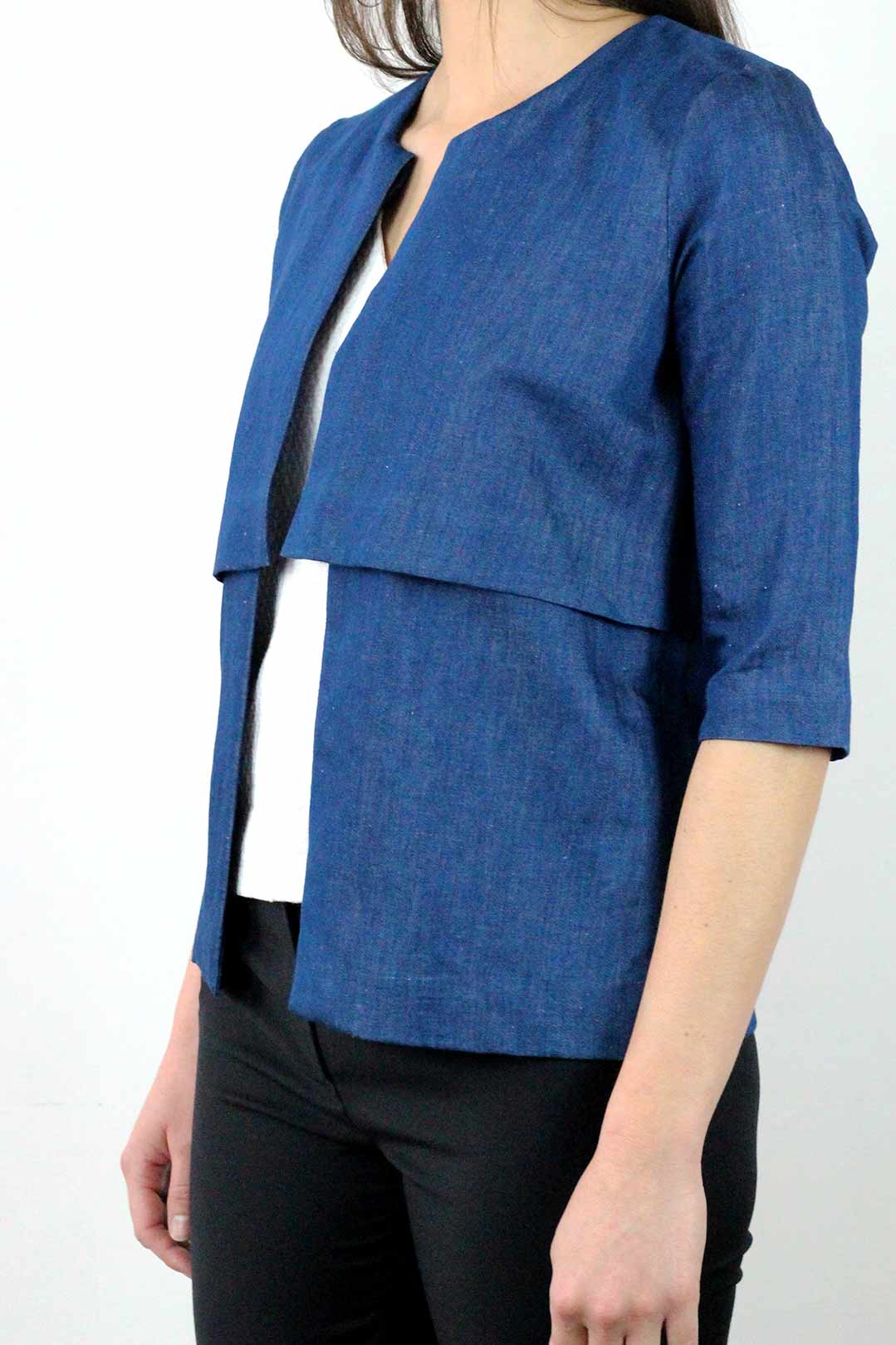 Veste Faustine coupe droite à bavolets en coton bleu 2