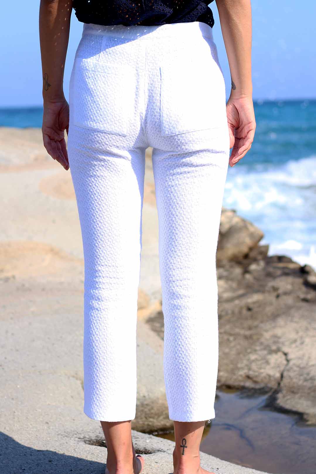 Pantalon blanc 7/8 en coton tissé 5