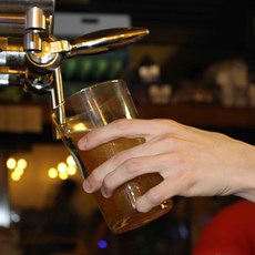 Le Social Bar : le meilleur bar de Paris est social et solidaire ! Le Social Bar : le meilleur bar de Paris est social et solidaire !