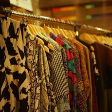 Hylla : location de vêtements par abonnement mensuel Hylla : location de vêtements par abonnement mensuel
