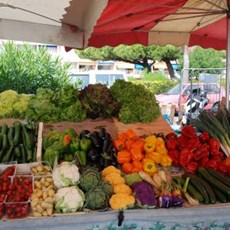 Marché bio de Sceaux, le choix du consommer local Marché bio de Sceaux, le choix du consommer local